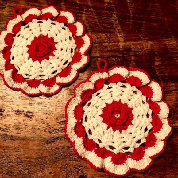 Vintage Other - Vintage Red & White Crocheted Hanging Doilies